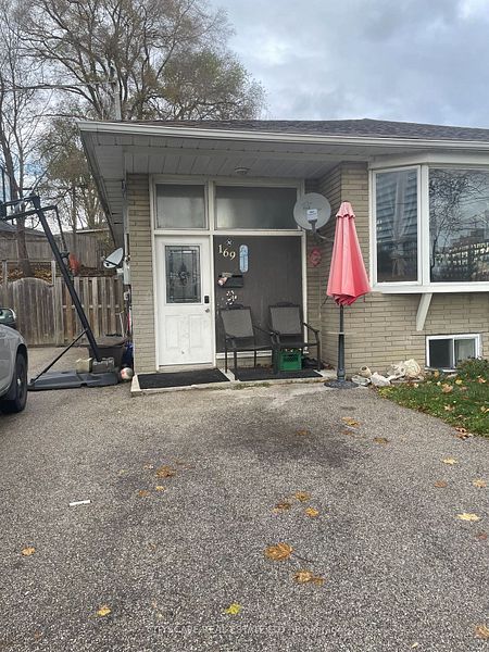 Legal Duplex Bungalow in Central Newmarket