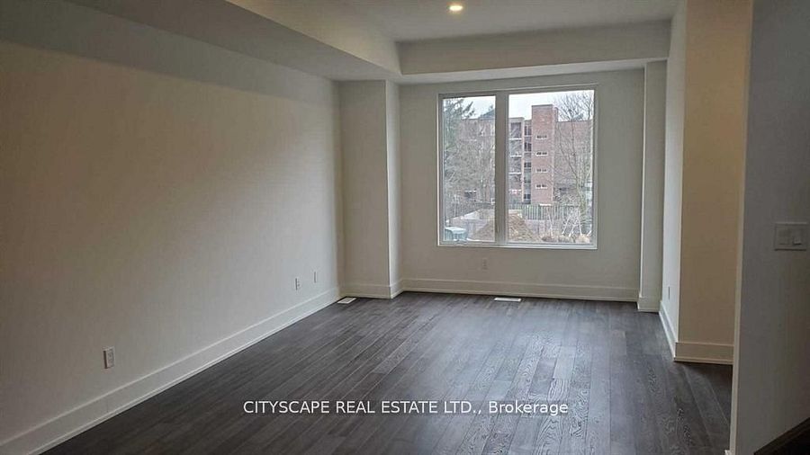 Beautiful Townhouse for Lease in Cambridge