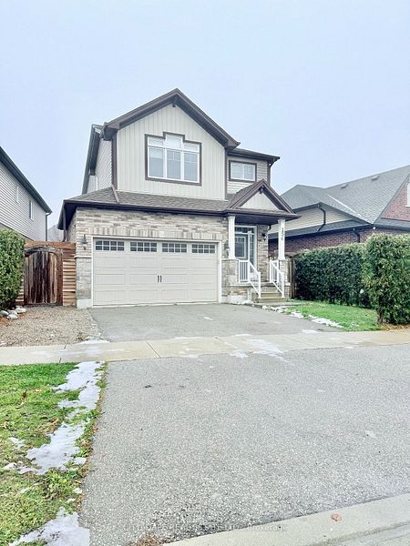 Beautiful Detached Home for Lease| West Galt
