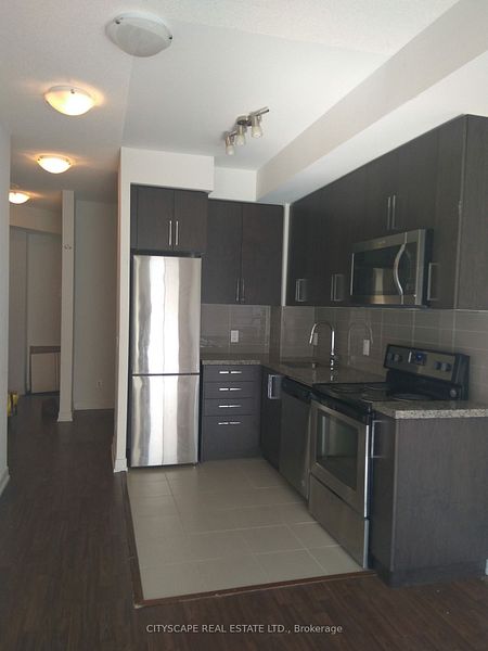 Beautiful Condo for Lease Near Woodbine