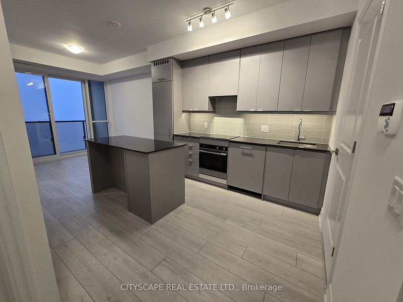 Beautiful Luxury Condo with Stunning Views