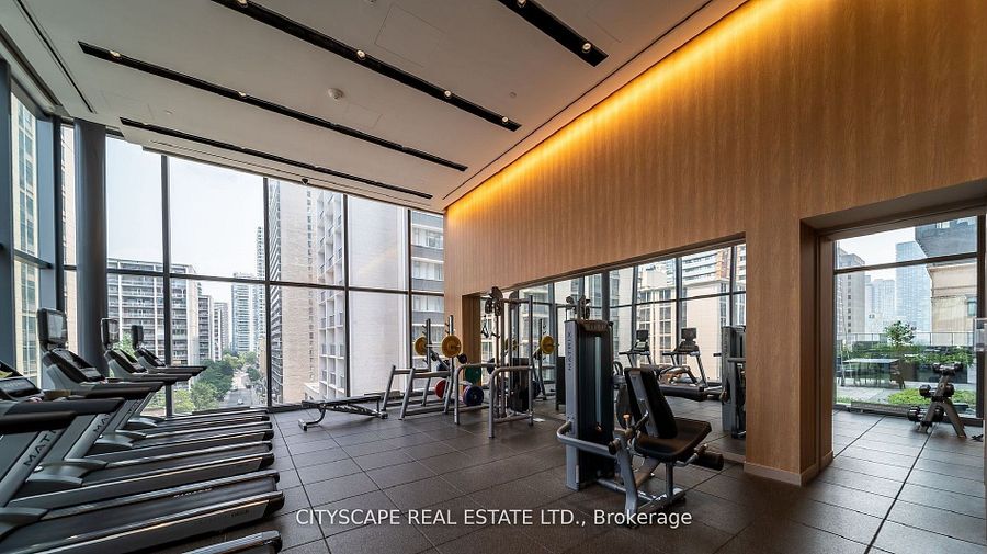 Luxury Condo for Lease in Downtown Toronto