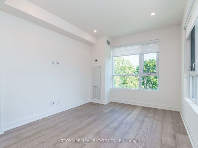 Beautiful 2+1 Bed Condo for Lease in Barrie