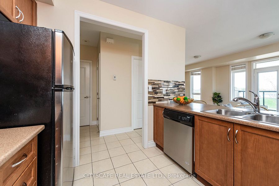 Beautiful Townhouse for Lease in Vaughan