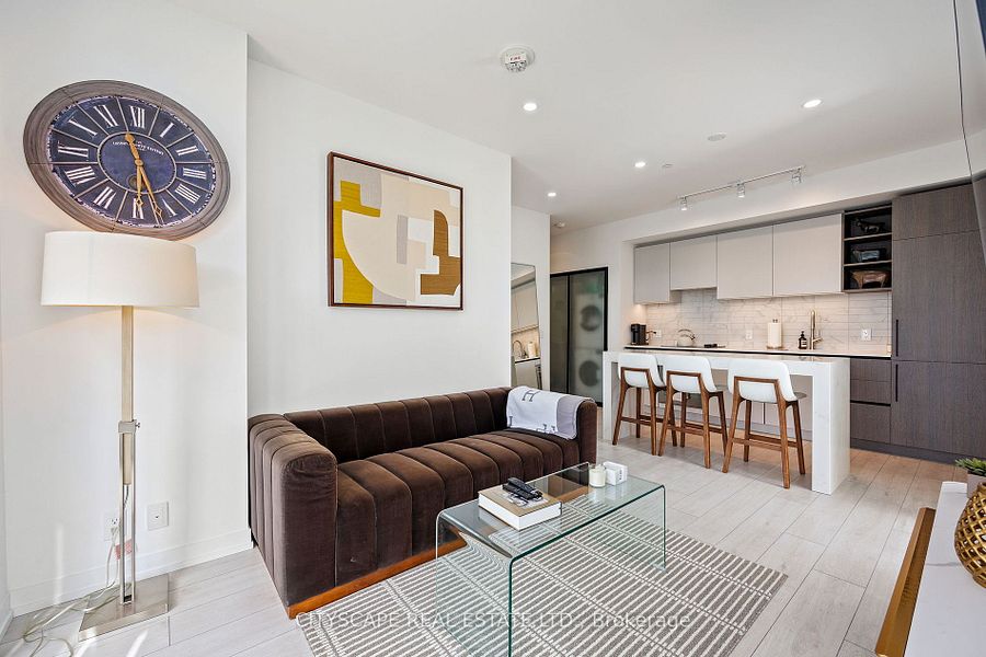 Beautiful Modern 3-Bed Corner Condo for Sale