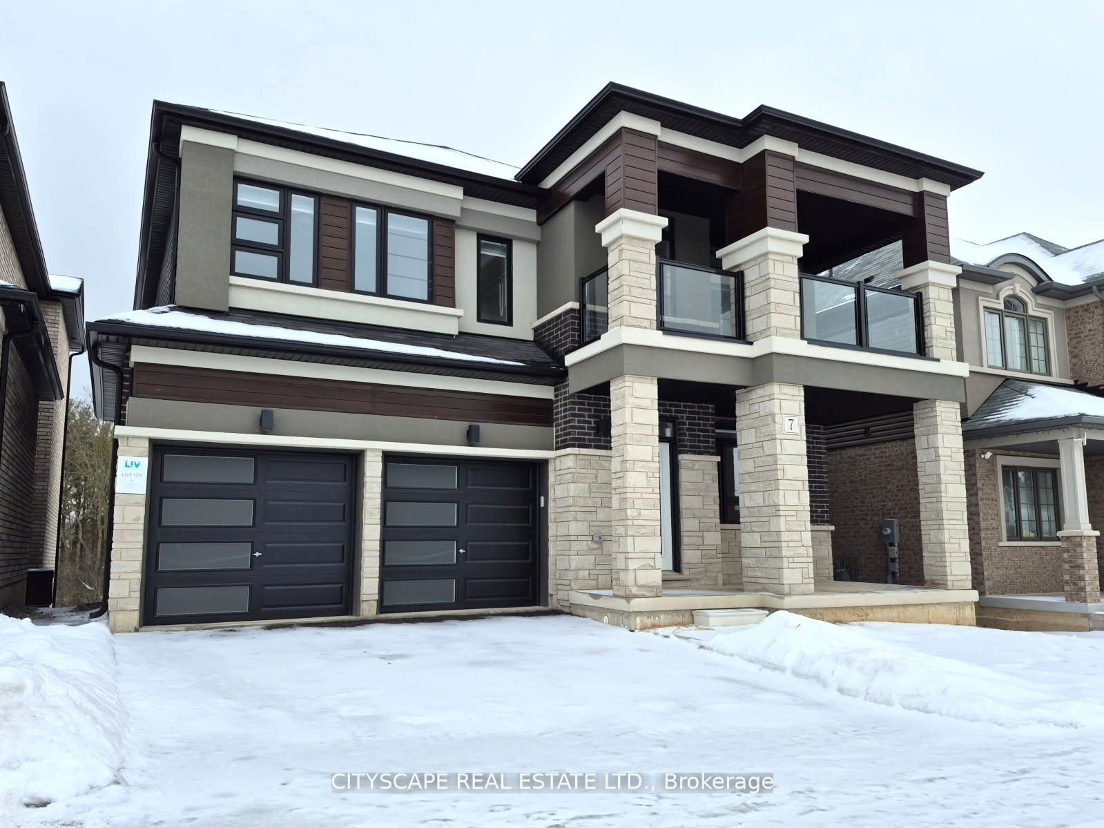 FOR LEASE / RENT IN BRANTFORD