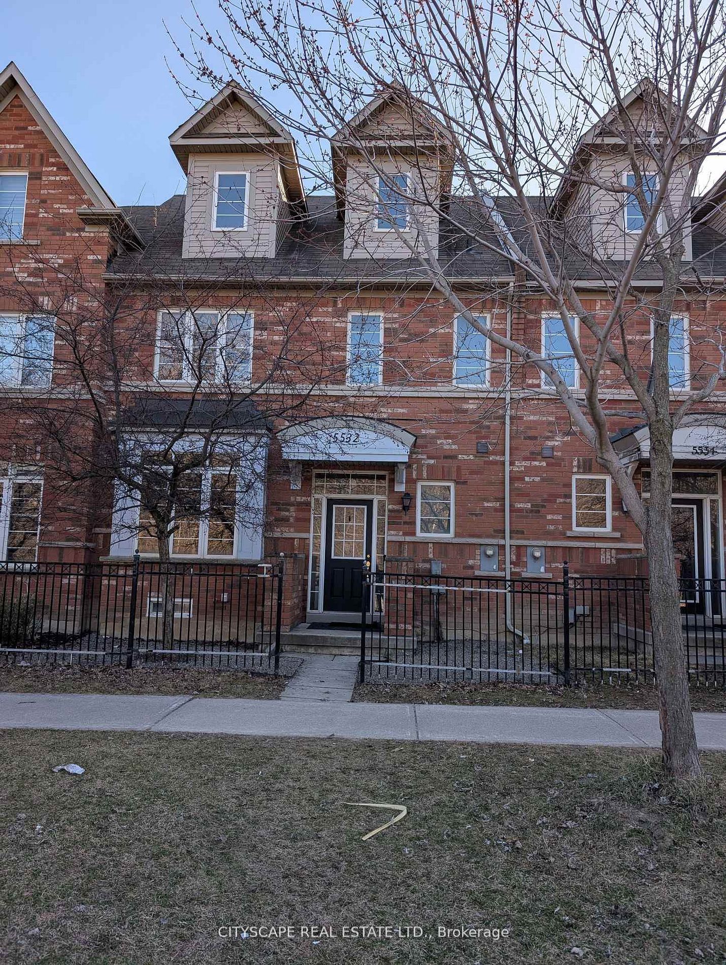 FOR LEASE / RENT IN MISSISSAUGA