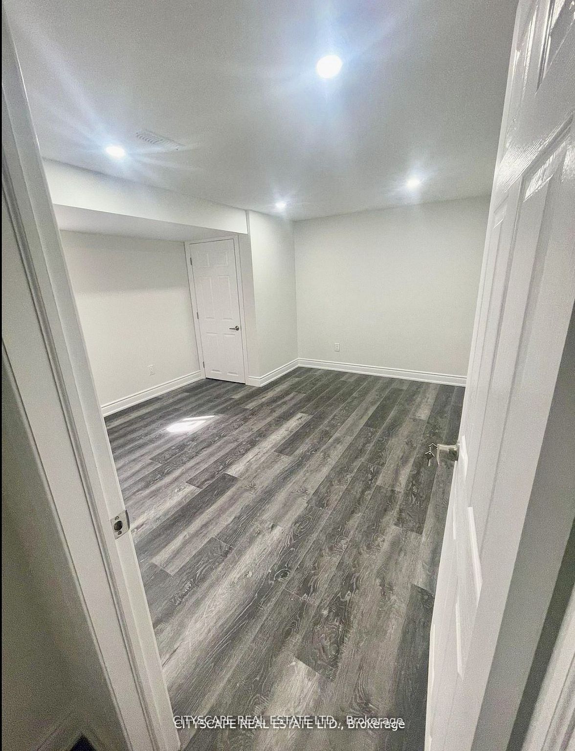 3 BED BASEMENT FOR LEASE IN MILTON