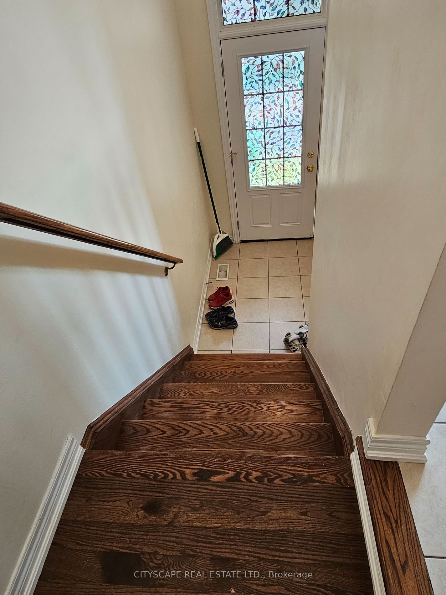 FOR LEASE / RENT IN MISSISSAUGA