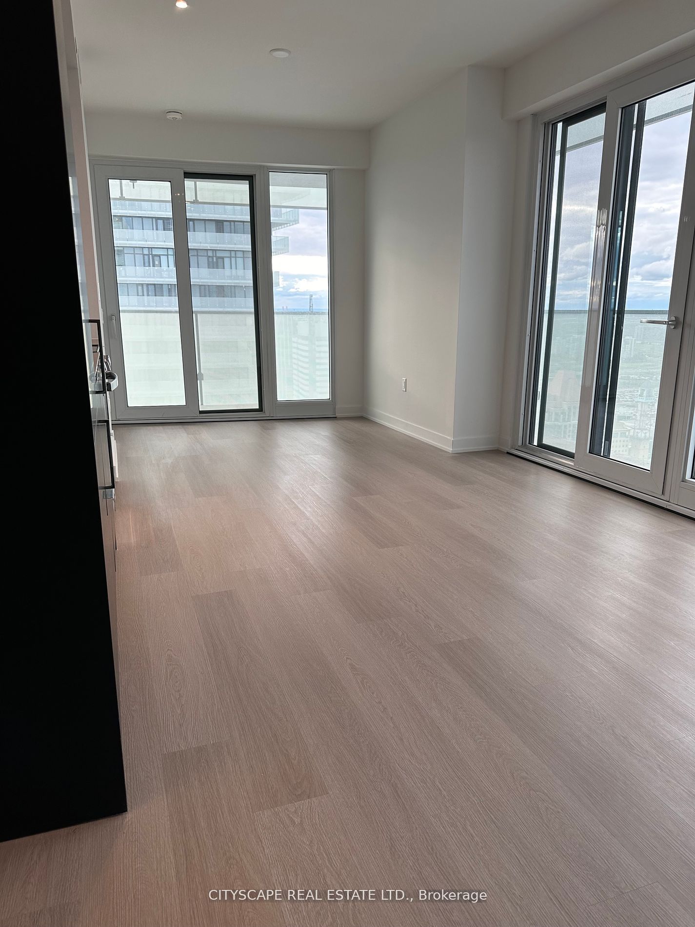 APARTMENT FOR LEASE / RENT IN MISSISSAUGA