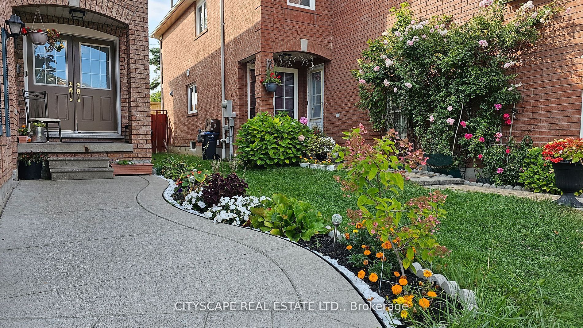 FOR RENT / LEASE IN MISSISSAUGA