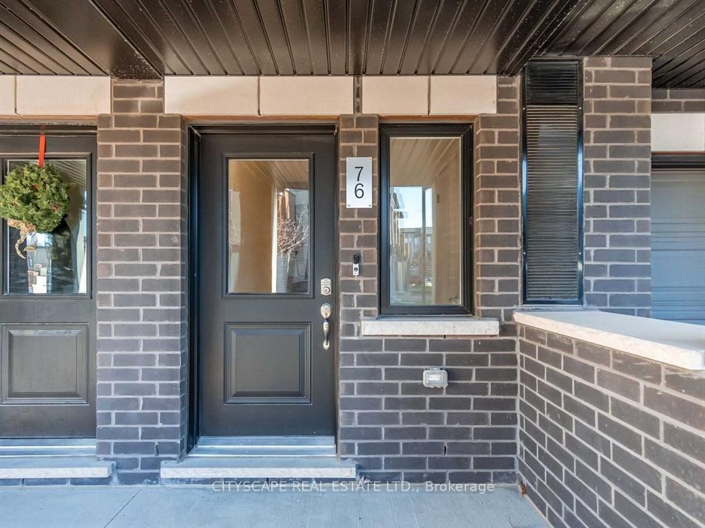 FOR LEASE / RENT IN HAMILTON