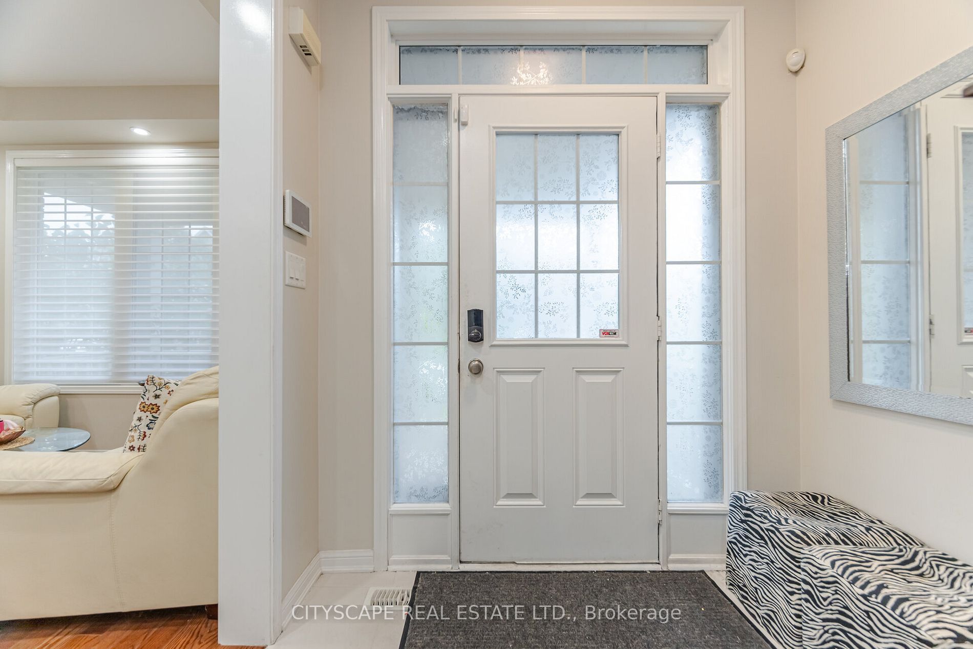 DETACHED HOUSE FOR SALE IN MILTON