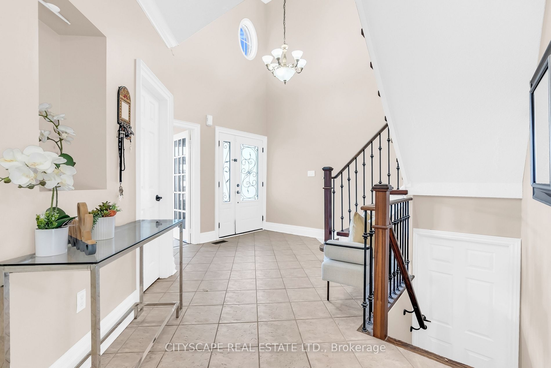 DETACHED HOUSE FOR SALE IN MILTON