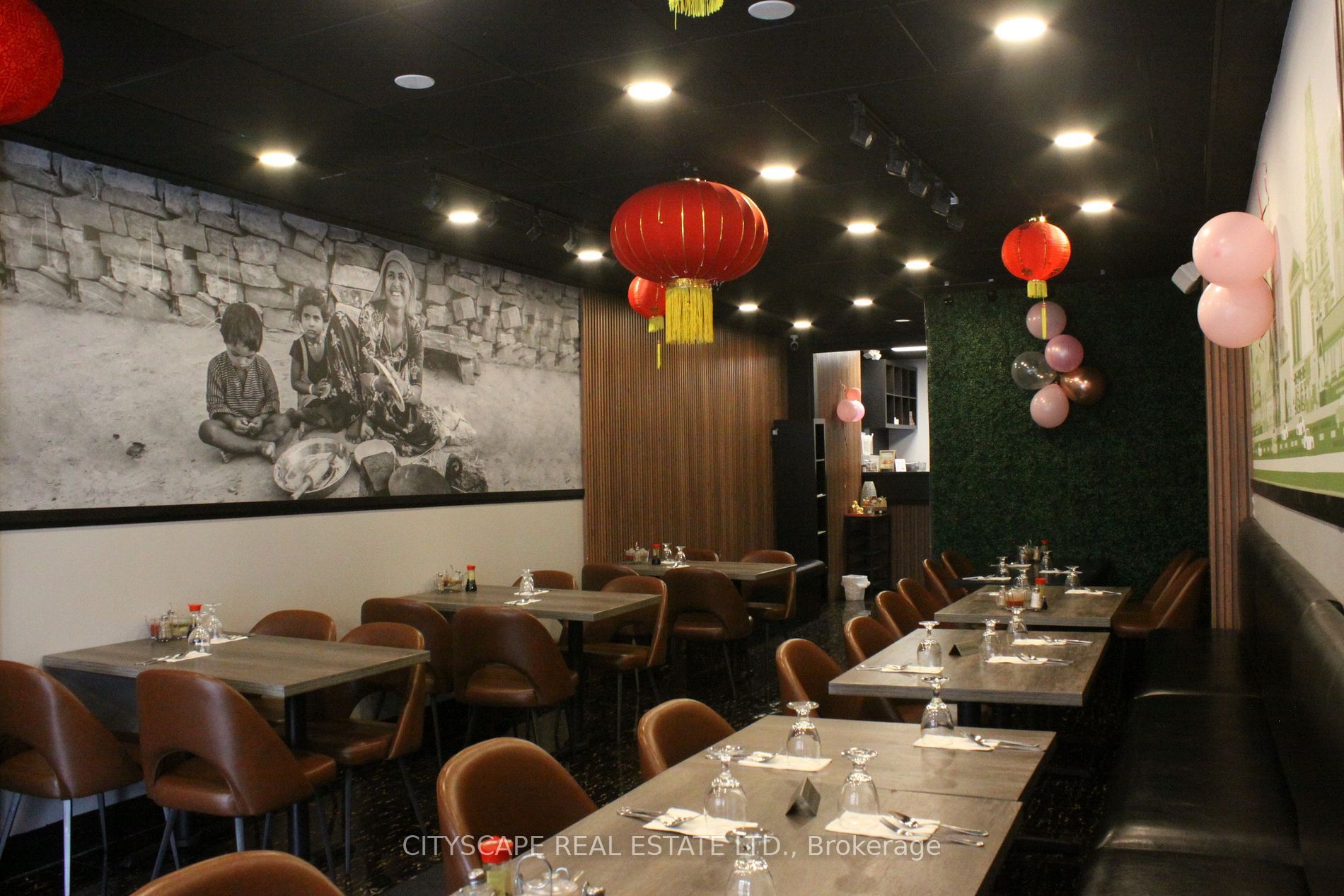 COMMERCIAL PROPERTY FOR SALE IN MILTON